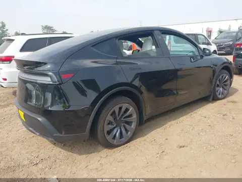 2026 Tesla Model Y Premium Rear-wheel Drive/rear-wheel Drive VIN 7SAYGDED3TF635854 фото 4