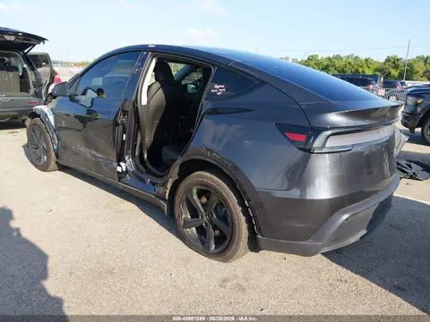 2026 Tesla Model Y Premium Rear-wheel Drive/rear-wheel Drive VIN 7SAYGDED5TA463355 фото 3