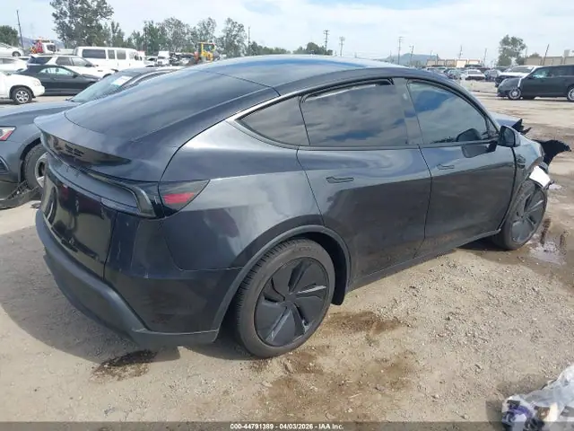 2026 Tesla Model Y Premium Rear-wheel Drive/standard Rear-wheel Drive VIN 7SAYGDED9TF404182 фото 4