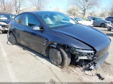 7SAYGDED6TA590597 — 2026 Tesla Model Y Premium Rear-Wheel Drive/Standard Rear-Wheel Drive, Передняя часть справа (Right Front), фото до ремонта