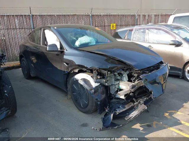 2026 Tesla Model Y Standard Range VIN XP7YGDFD0TB870321 фото 1