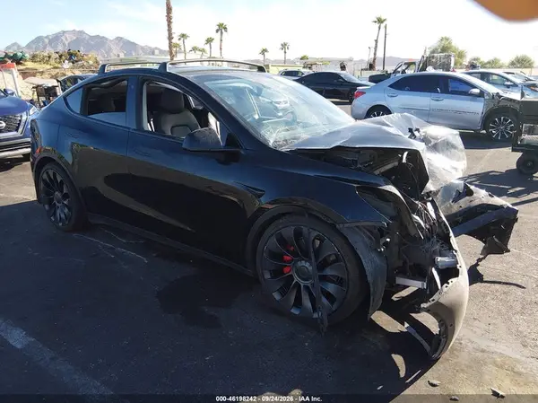 5YJYGDEF9MF277451 — 2021 Tesla Model Y, Передняя часть (Front End), фото до ремонта