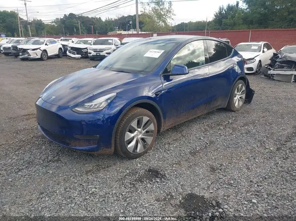 5YJYGDED6MF106428 — 2021 Tesla Model Y, фото 2 с аукциона IAAI, Задняя часть