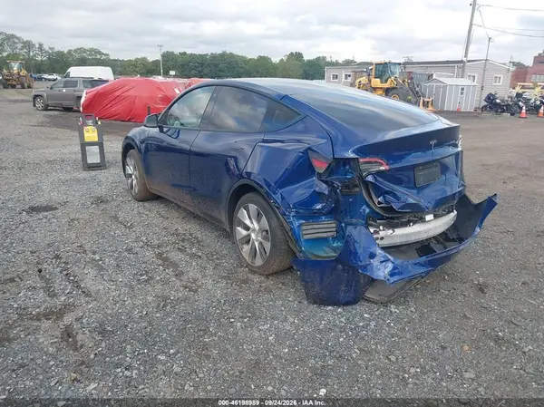 5YJYGDED6MF106428 — 2021 Tesla Model Y, фото 3 с аукциона IAAI, Задняя часть