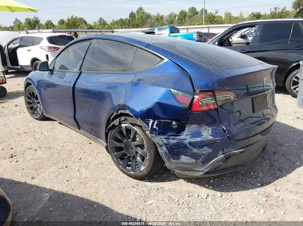 5YJYGDEE0MF089571 — 2021 Tesla Model Y, фото 3 с аукциона IAAI, LEFT & RIGHT SIDE
