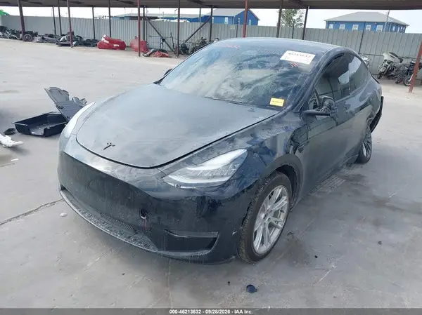 5YJYGDEE3MF075907 — 2021 Tesla Model Y, фото 2 с аукциона IAAI, LEFT & RIGHT SIDE