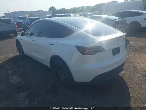 2022 Tesla Model Y VIN 7SAYGDEF4NF465959 фото 3