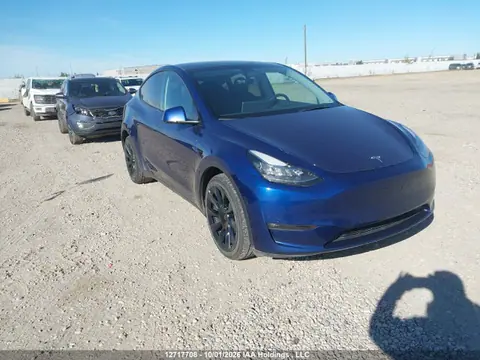 7SAYGDEE3NF489323 — 2022 Tesla Model Y, Передняя часть (Front), фото до ремонта