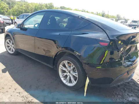 2023 Tesla Model Y VIN 7SAYGAEE9PF788834 фото 3