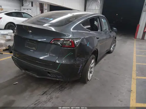 2023 Tesla Model Y VIN 7SAYGDEE7PA204946 фото 4