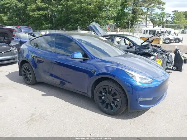 7SAYGDEE6PA168506 — 2023 Tesla Model Y, Подтопление (Flood), фото до ремонта