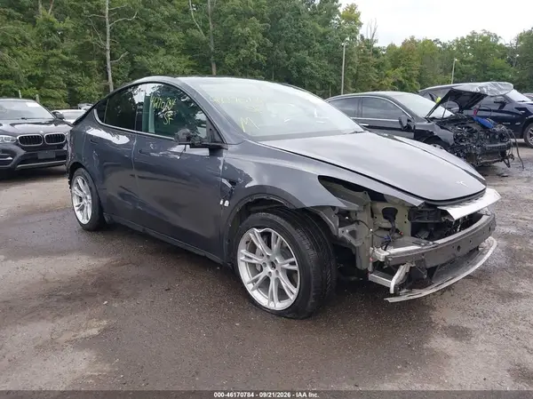7SAYGDEE0PA040309 — 2023 Tesla Model Y, Передняя часть (Front & Rear), фото до ремонта