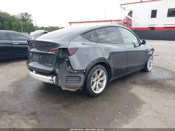 7SAYGDEE0PA040309 — 2023 Tesla Model Y, фото 4 с аукциона IAAI 10.10.2026, Передняя часть