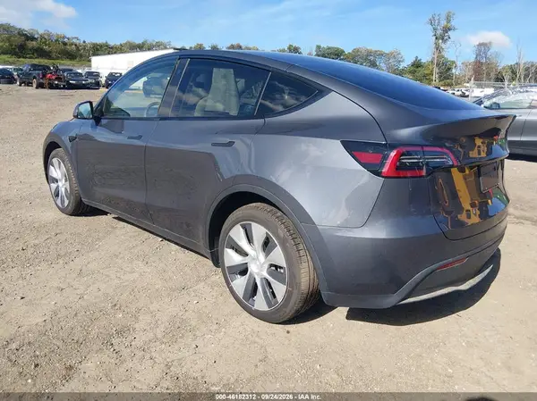 2023 TESLA MODEL Y VIN 7SAYGDEE1PA123098 фото 3