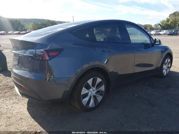 2023 TESLA MODEL Y VIN 7SAYGDEE1PA123098 фото 4
