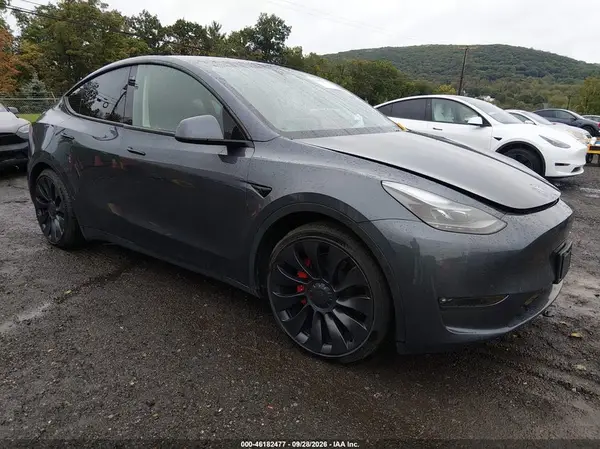 7SAYGDEF2PF787731 — 2023 Tesla Model Y, Подтопление (Flood), фото до ремонта