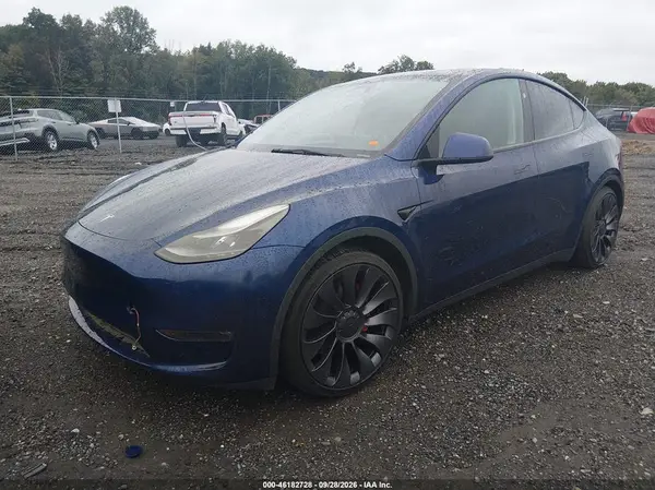 7SAYGDEF5PF811200 — 2023 Tesla Model Y, фото 2 с аукциона IAAI, Подтопление