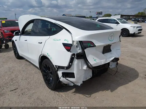7SAYGDEE1PA040464 — 2023 Tesla Model Y, фото 3 с аукциона IAAI, Задняя часть