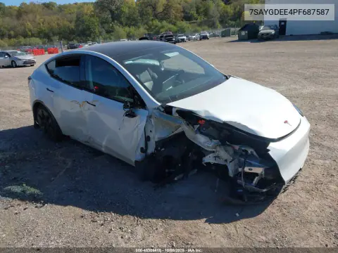 7SAYGDEE4PF687587 — 2023 Tesla Model Y, Передняя часть, фото до ремонта