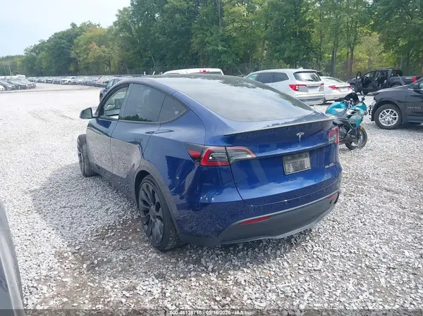 7SAYGDEF6RA268620 — 2024 Tesla Model Y, фото 3 с аукциона IAAI 14.10.2026, Передняя часть