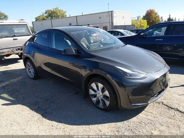 7SAYGDEE7RF991807 — 2024 Tesla Model Y, Левый бок (Left Side), фото до ремонта