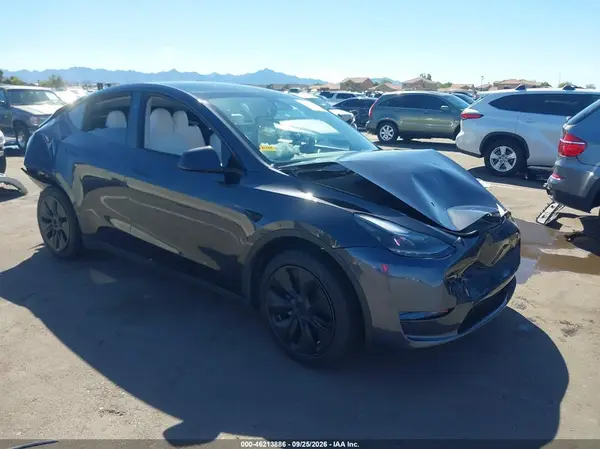 7SAYGDEE2SF240880 — 2025 Tesla Model Y, Задняя часть (Rear), фото до ремонта