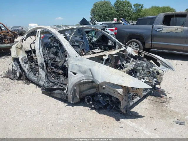 2026 Tesla Model Y VIN 7SAYGDEE0TF541925 фото 1