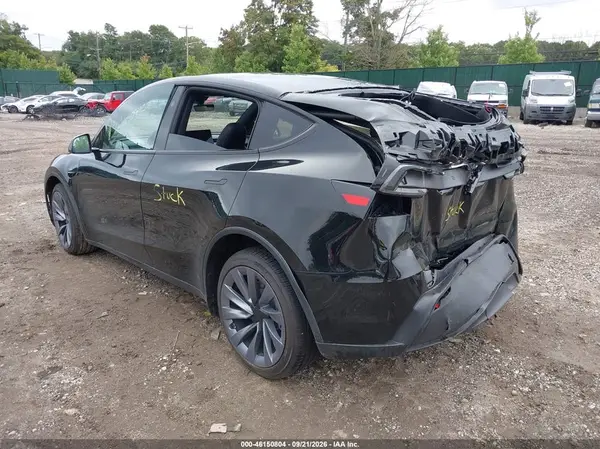 7SAYGDEE9TF653235 — 2026 Tesla Model Y, фото 3 с аукциона IAAI, Задняя часть