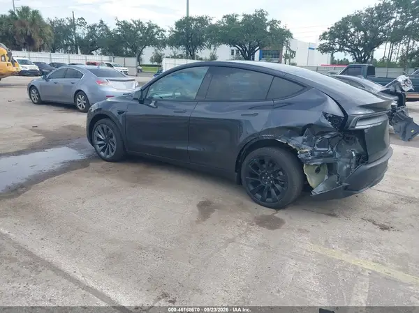 7SAYGDED4TA642261 — 2026 Tesla Model Y, фото 3 с аукциона IAAI, Задняя часть слева