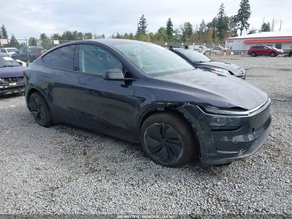 7SAYGDEE0TF566632 — 2026 Tesla Model Y, Правый бок (Right Side), фото до ремонта