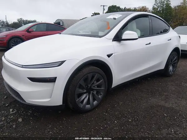 7SAYGDEE7TA634342 — 2026 Tesla Model Y, фото 2 с аукциона IAAI, Подтопление