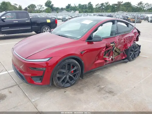 7SAYGDET0TA667181 — 2026 Tesla Model Y, фото 2 с аукциона IAAI, Левый бок