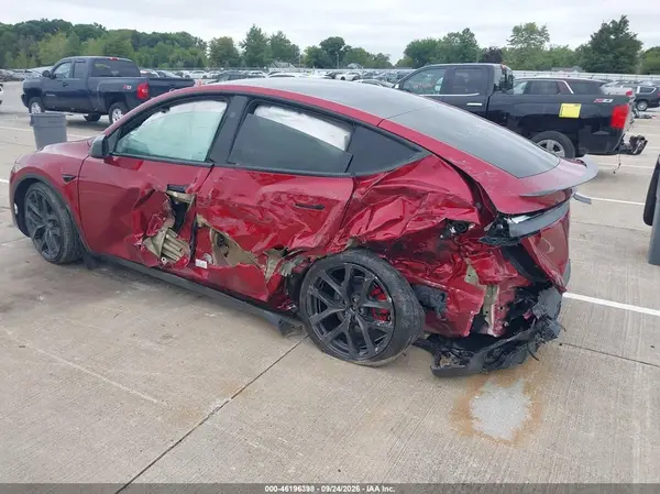 7SAYGDET0TA667181 — 2026 Tesla Model Y, фото 3 с аукциона IAAI, Левый бок