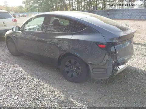 2026 Tesla Model Y VIN 7SAYGDEDXTA592336 фото 3