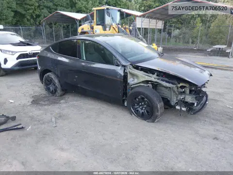 2026 Tesla Model Y Premium Rear-Wheel Drive/Rear-Wheel Drive VIN 7SAYGDED5TA706520 фото 1