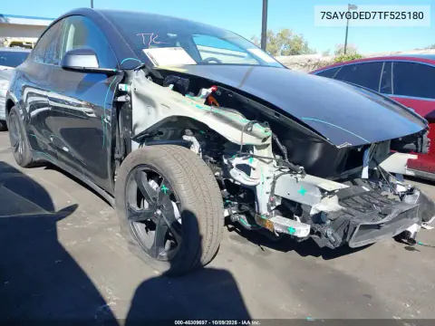 7SAYGDED7TF525180 — 2026 Tesla Model Y, Правая сторона, фото до ремонта