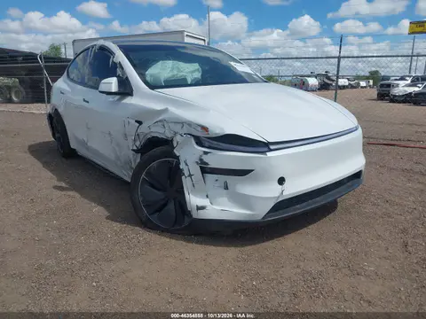 7SAYGDED9TA432724 — 2026 Tesla Model Y, Передняя часть, фото до ремонта