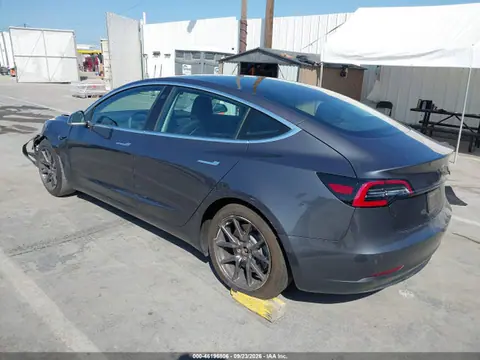 2018 Tesla Modelo 3 Long Range/mid Range VIN 5YJ3E1EA4JF158348 фото 3