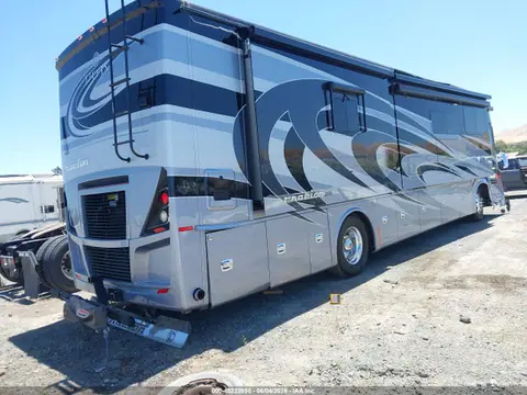 2021 Tiffin Motorhomes Inc Phaeton VIN 5VBPA57AXMA121259 фото 4