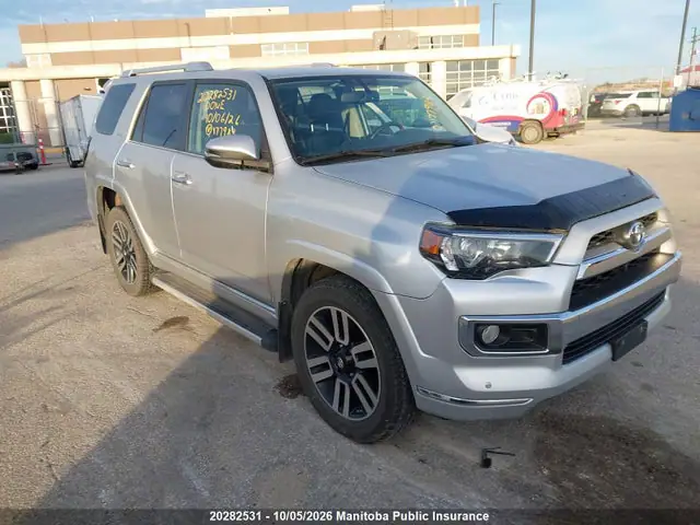 JTEBU5JR9E5177983 — 2014 Toyota 4RUNNER SR5 V6, Град (Hail), фото до ремонта