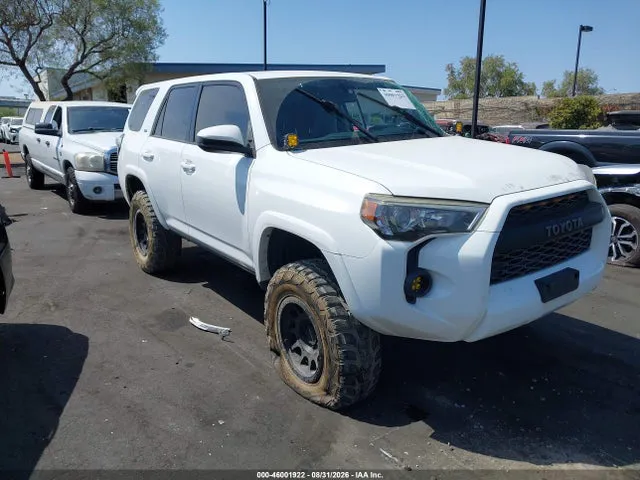 2015 Toyota 4RUNNER SR5 VIN JTEBU5JR0F5269338 фото 1