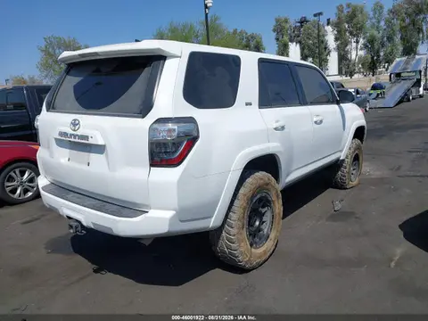 2015 Toyota 4RUNNER SR5 VIN JTEBU5JR0F5269338 фото 4