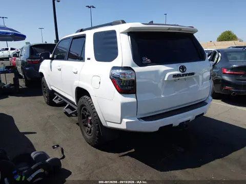 2016 Toyota 4RUNNER SR5 VIN JTEZU5JR8G5147360 фото 3