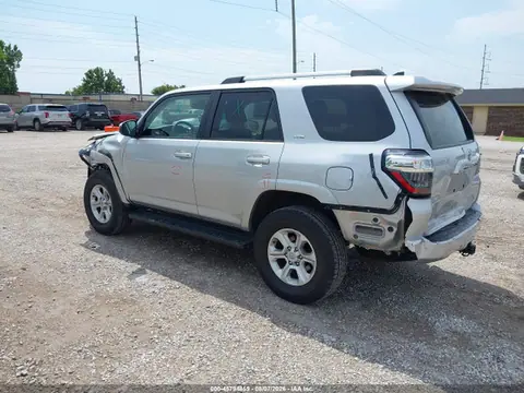 2021 Toyota 4RUNNER SR5 VIN JTEMU5JR6M5907338 фото 3