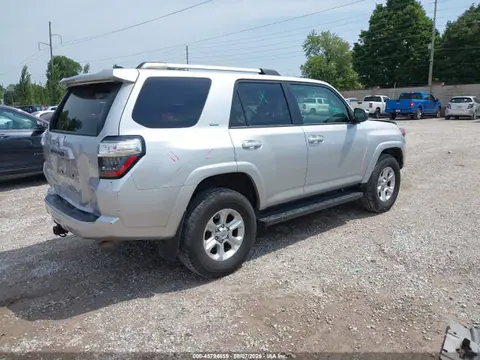 2021 Toyota 4RUNNER SR5 VIN JTEMU5JR6M5907338 фото 4