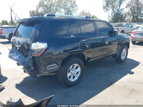 2021 Toyota 4RUNNER SR5 VIN JTEEU5JR8M5230166 фото 4