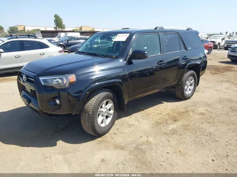 2024 Toyota 4RUNNER SR5 VIN JTEEU5JR5R5313724 фото 2