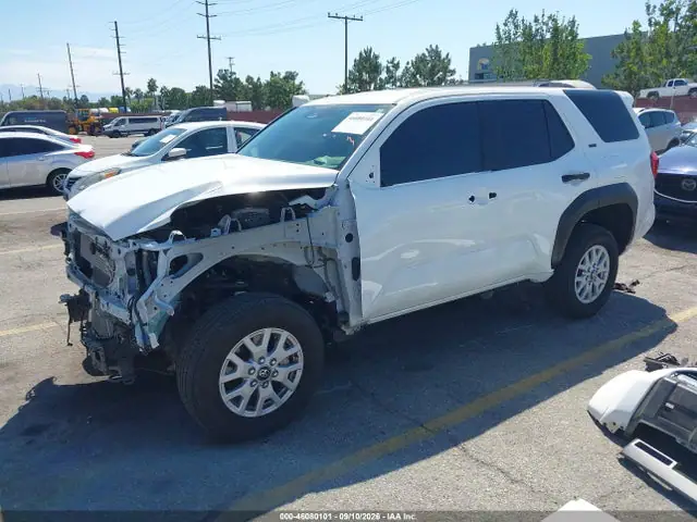 2025 Toyota 4RUNNER SR5 VIN JTEVA5BR2S5030999 фото 2