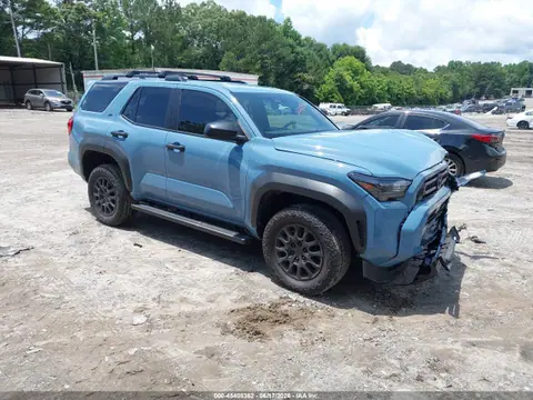 JTEVA5AR0T5011127 — 2026 Toyota 4RUNNER SR5, Передняя часть (Front End), фото до ремонта