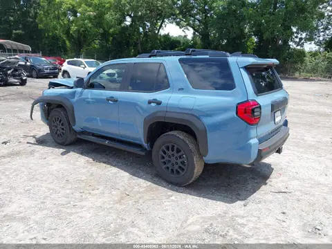 2026 Toyota 4RUNNER SR5 VIN JTEVA5AR0T5011127 фото 3